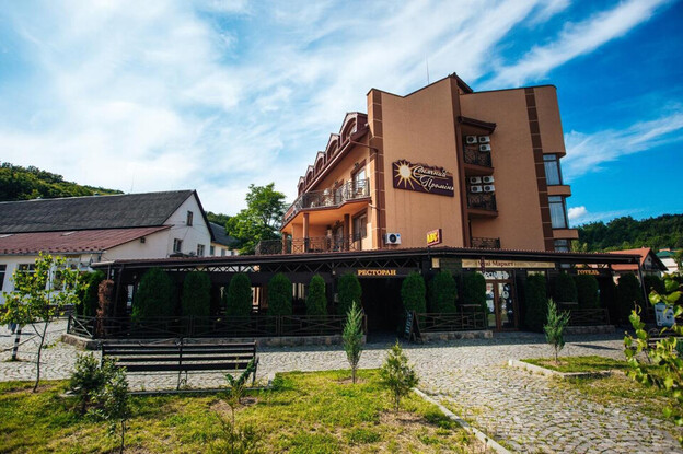 Отель Солнечный Проминь Поляна — Закарпатье