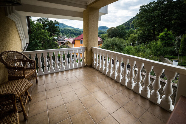Отель Гнездо Голубки — Шаян, Закарпатье