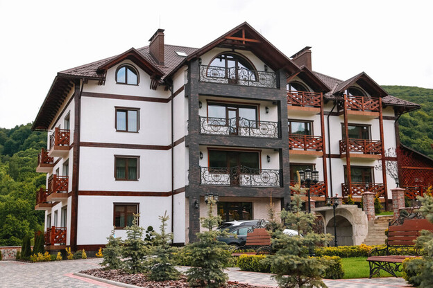 Отель Баймонт (Beaumont) Синяк