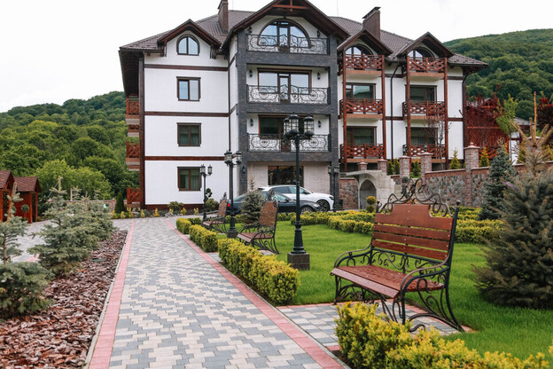 Отель Баймонт (Beaumont) Синяк