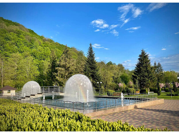 Санаторій Кришталеве Джерело - Солочин, Закарпаття