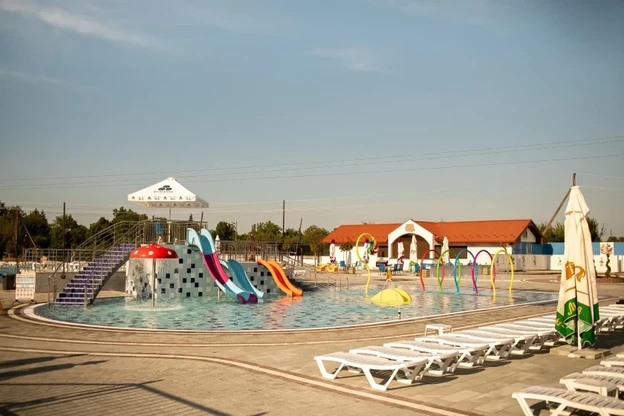 Отель Жайворонок Берегово - Закарпатье