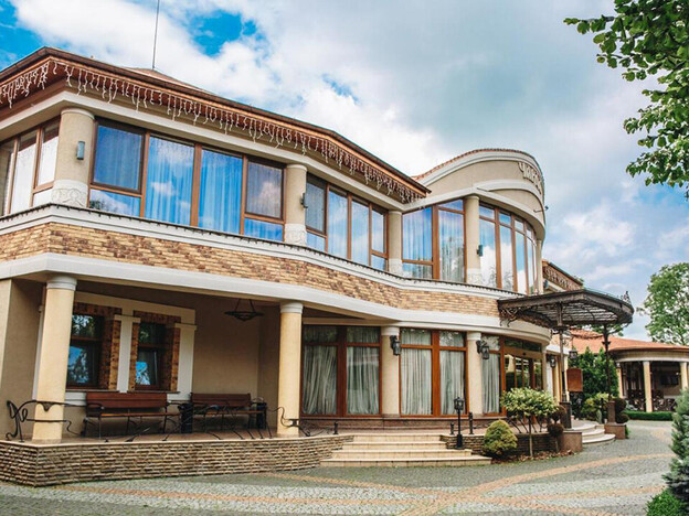 Отель Чарда Ужгород