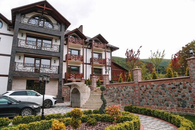 Отель Баймонт (Beaumont) Синяк