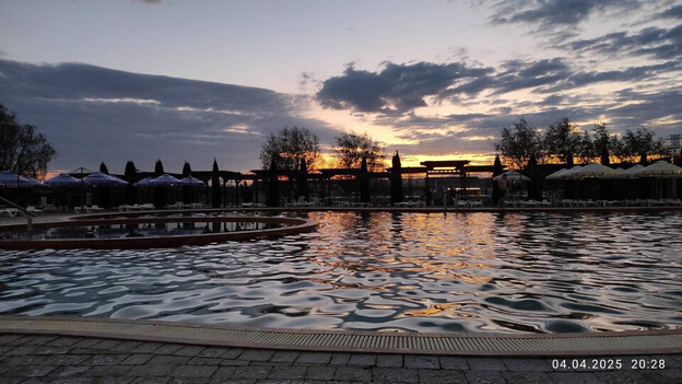 Отель Жайворонок Берегово - Закарпатье