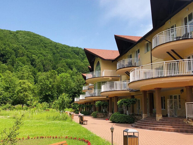 Отель Belle Royalle (Бель Рояль) - Закарпатье