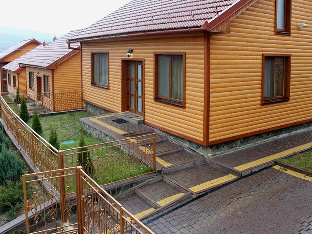 Отель Солнце Карпат Поляна