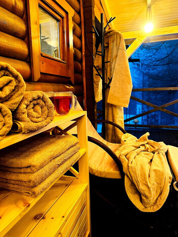 Отель Эрней Лаз Шаян, Закарпатье