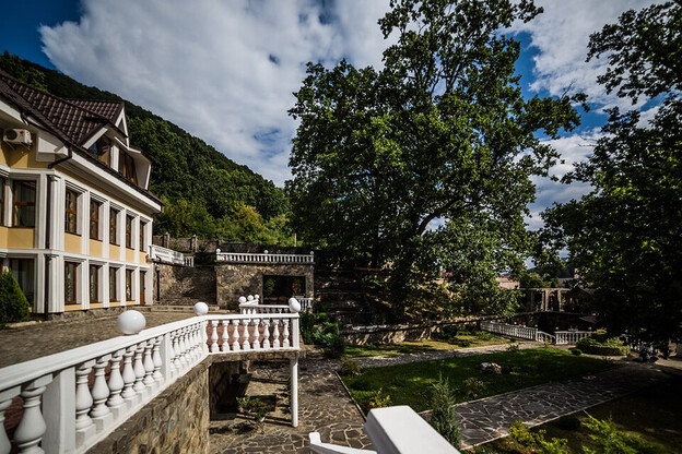 Отель Гнездо Голубки — Шаян, Закарпатье