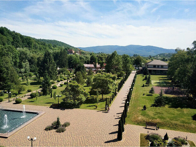 Санаторій Кришталеве Джерело - Солочин, Закарпаття