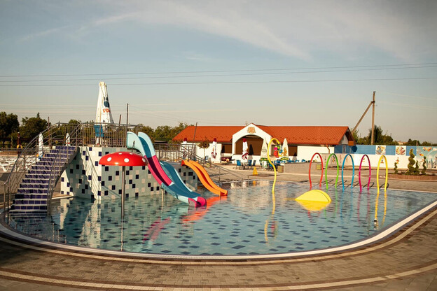 Отель Жайворонок Берегово - Закарпатье