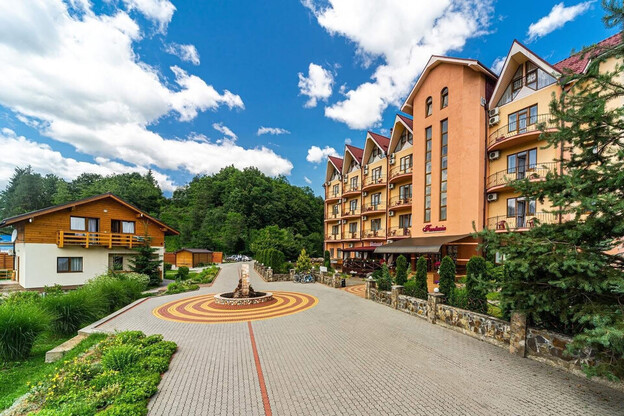 Отель Фантазия Поляна