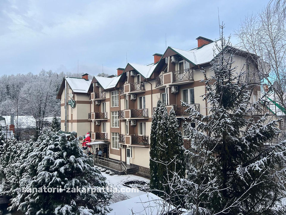 с Поляна готелі