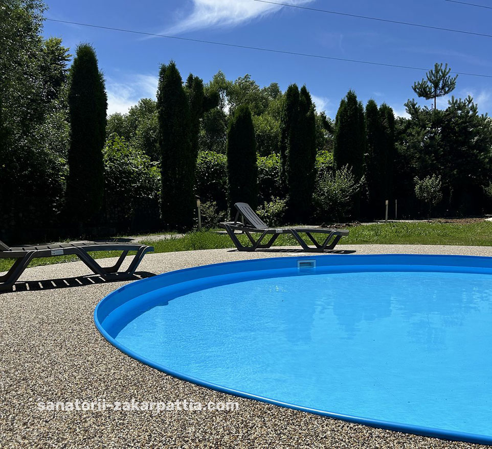 Поляна Закарпатье отели с бассейном