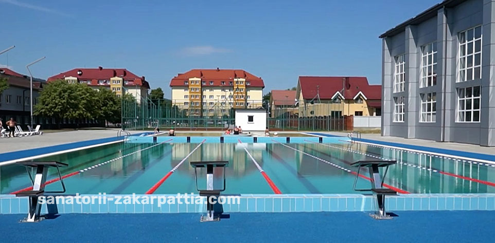 Отели с бассейном в Мукачево