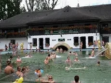 Показания и противопоказания к посещению термальных источников Закарпатья